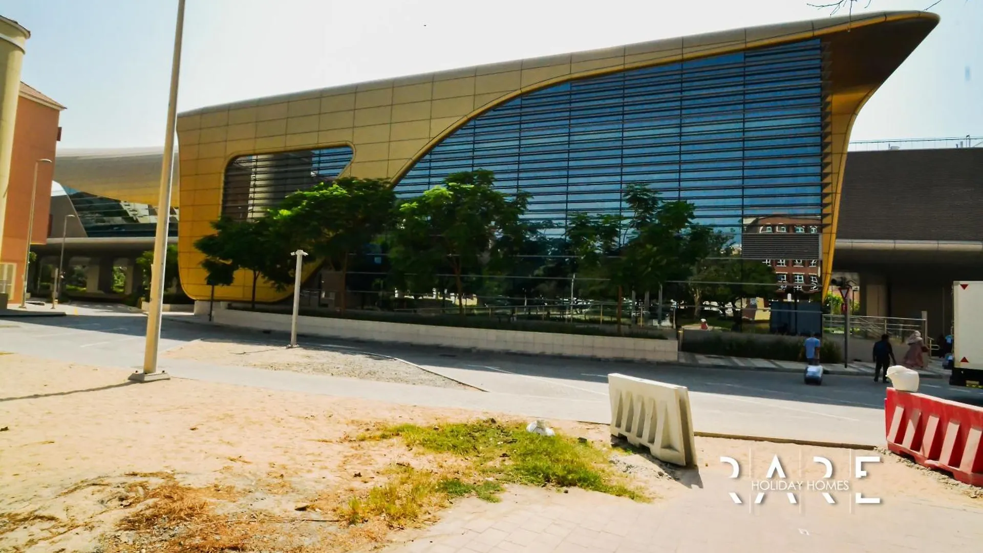 Rare Holiday Homes - Mediterranean Cluster - Near Ibn Battuta Mall - Discovery Garden - Building# Med 74 - R408 Dubai Apartment